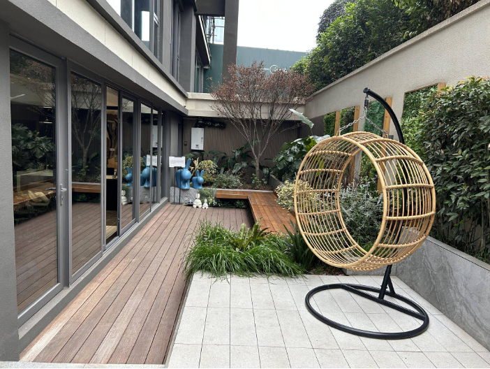 下沉庭院 下沉庭院